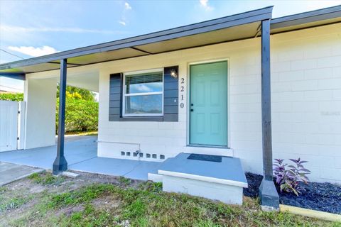 2210 SE 1ST STREET ORANGE CITY FL 32763