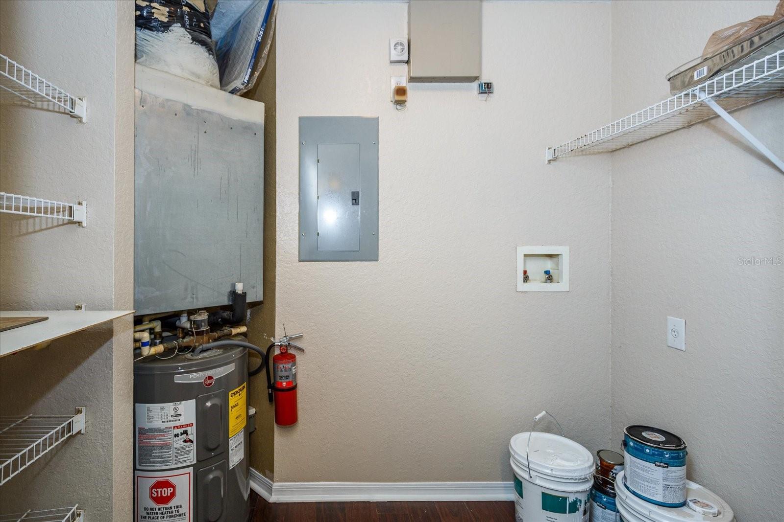 CRESCENT PLACE AT LAKE LOTUS CONDO - Residential Lease