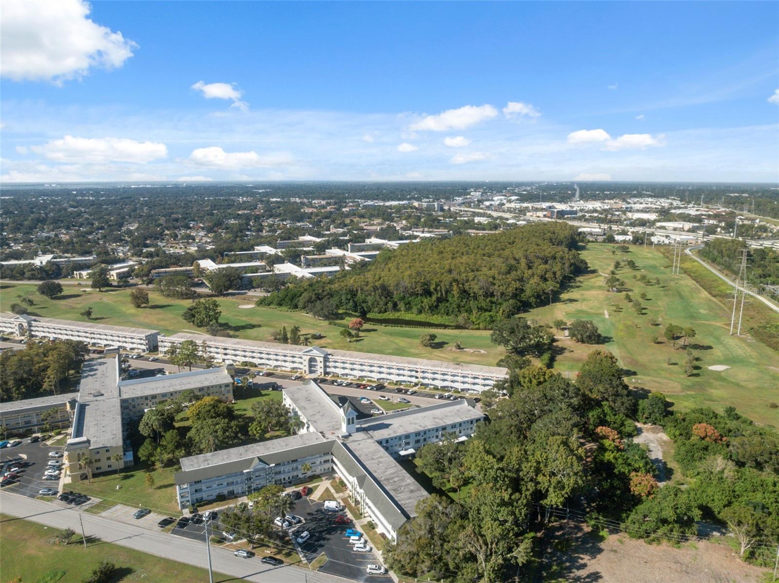 ON TOP OF THE WORLD - Residential