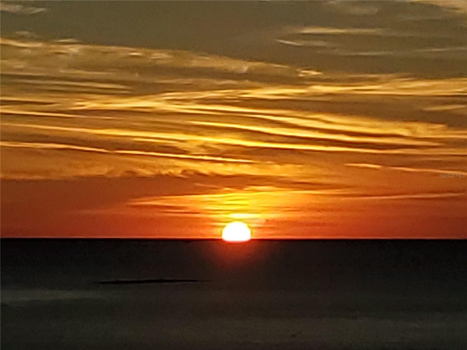 SAND PEBBLE POINTE I CONDO - Residential