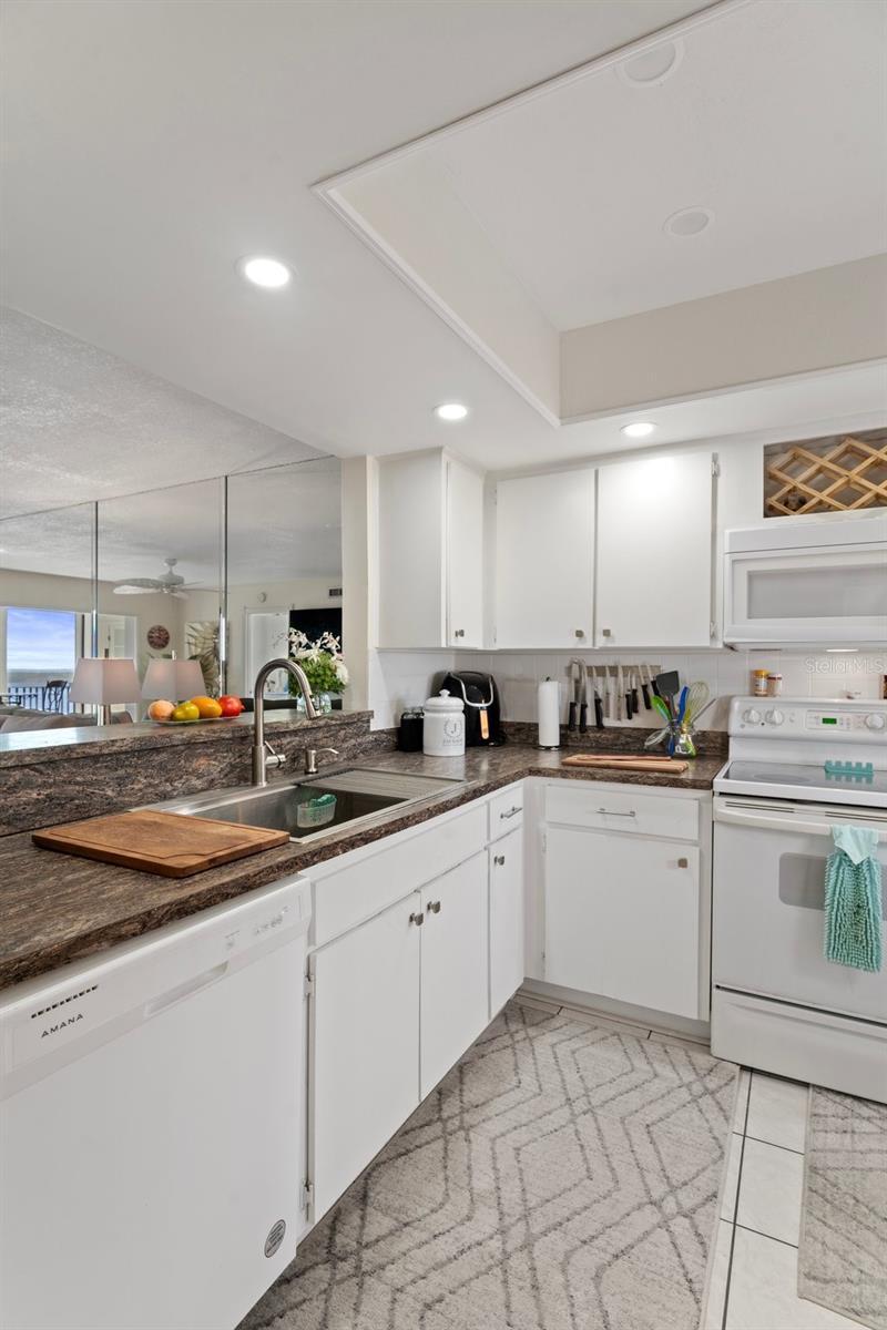 SAND PEBBLE POINTE I CONDO - Residential