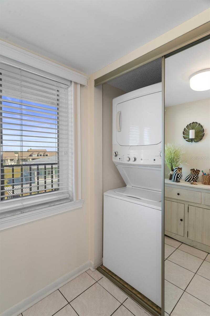 SAND PEBBLE POINTE I CONDO - Residential