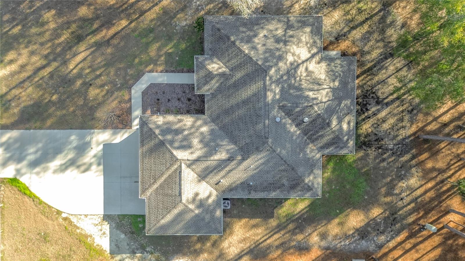 ROLLING HILLS UN FIVE - Residential