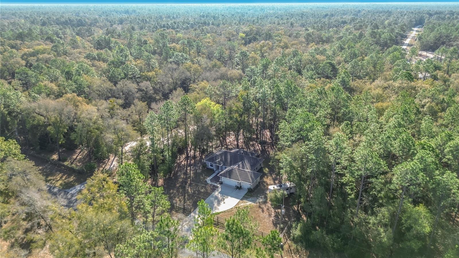 ROLLING HILLS UN FIVE - Residential