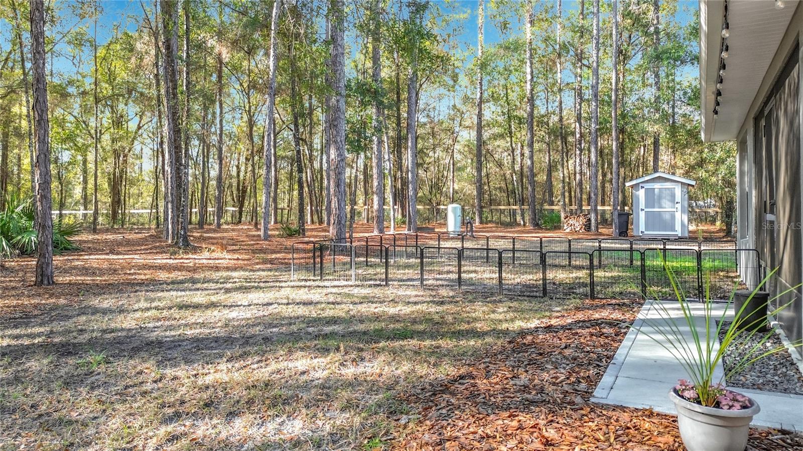 ROLLING HILLS UN FIVE - Residential