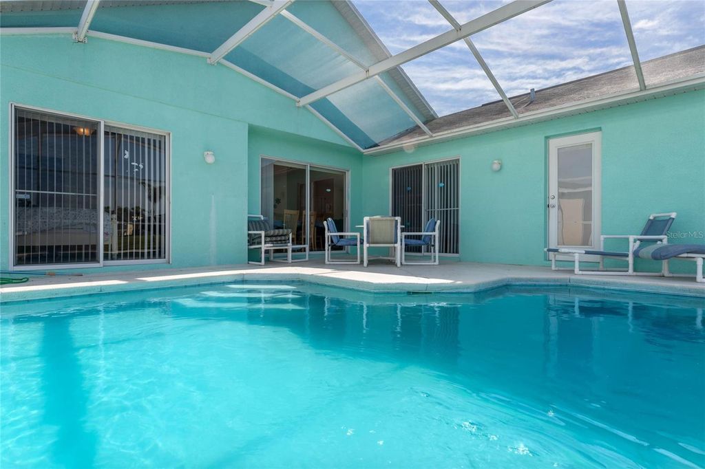 Photo of 233 Reserve Drive, Davenport, FL 33896 (MLS # G5105485)