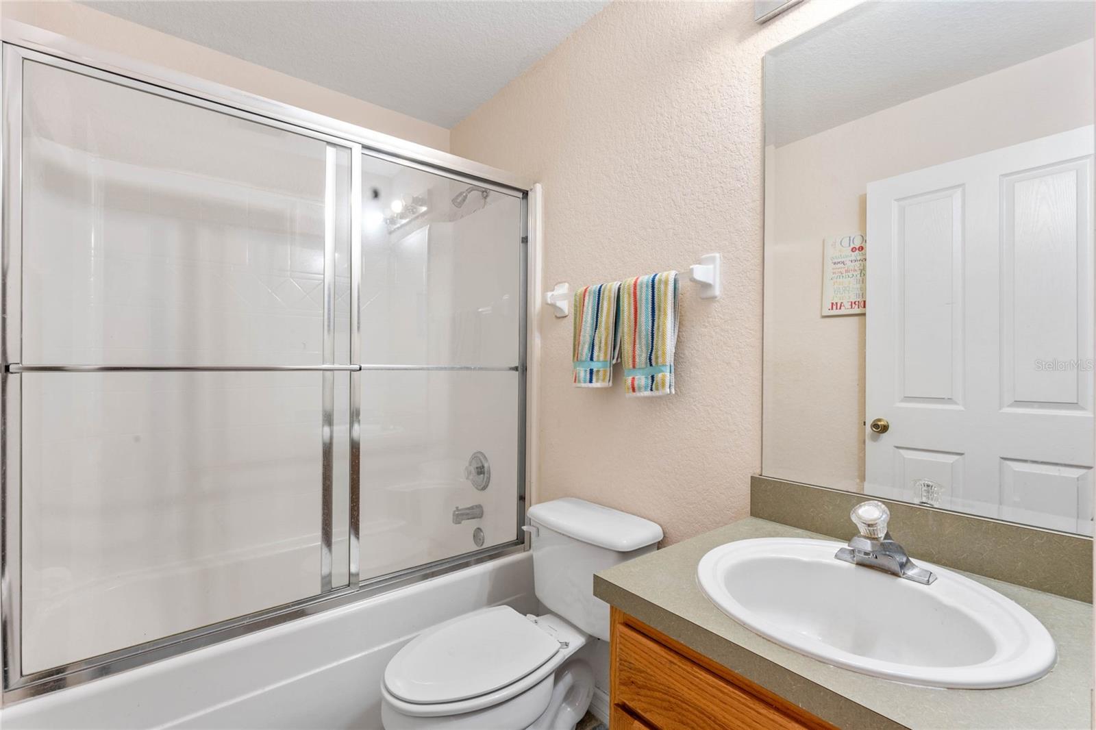 RESERVE AT TOWN CENTER - Residential Lease