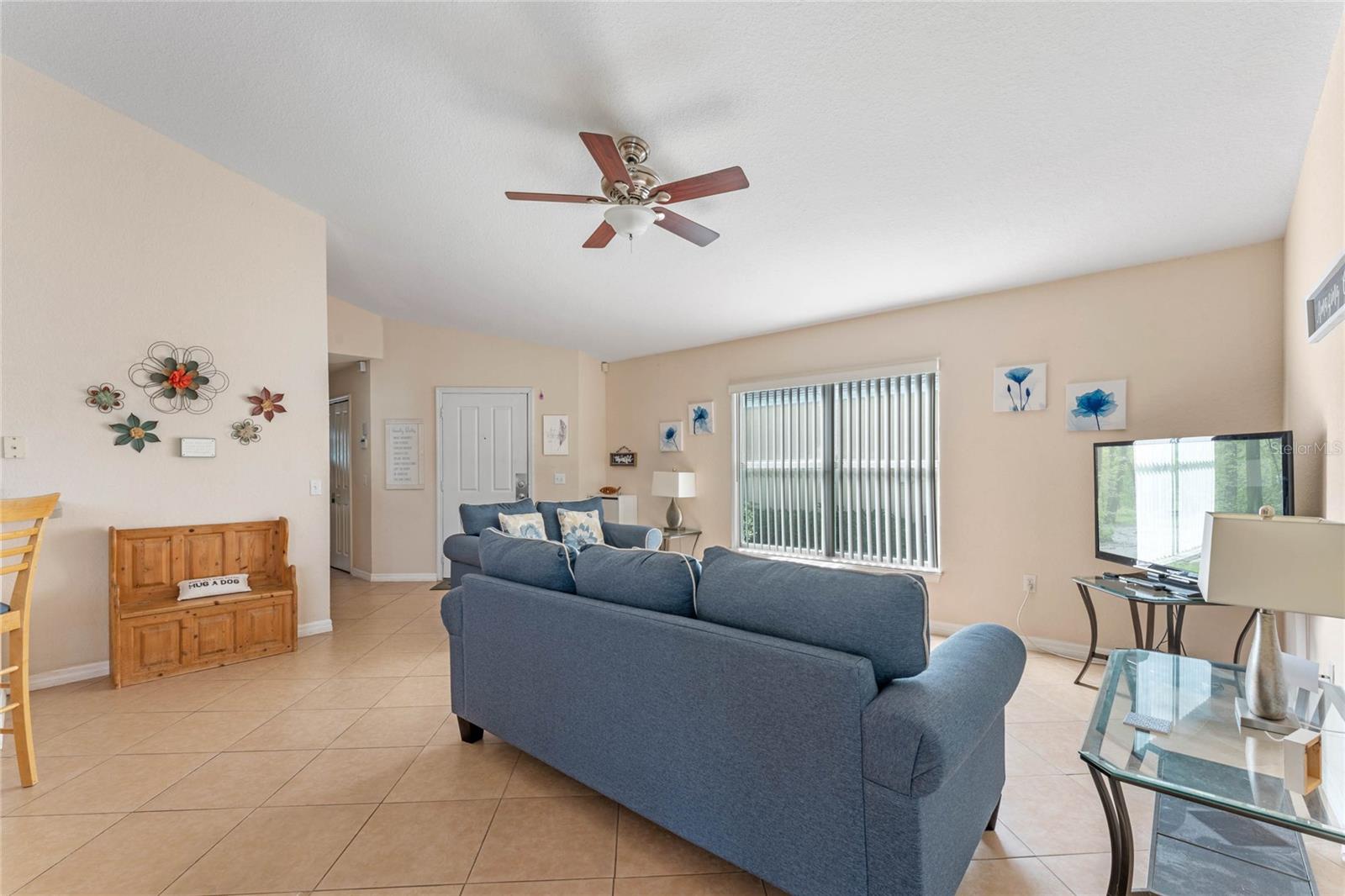 RESERVE AT TOWN CENTER - Residential Lease