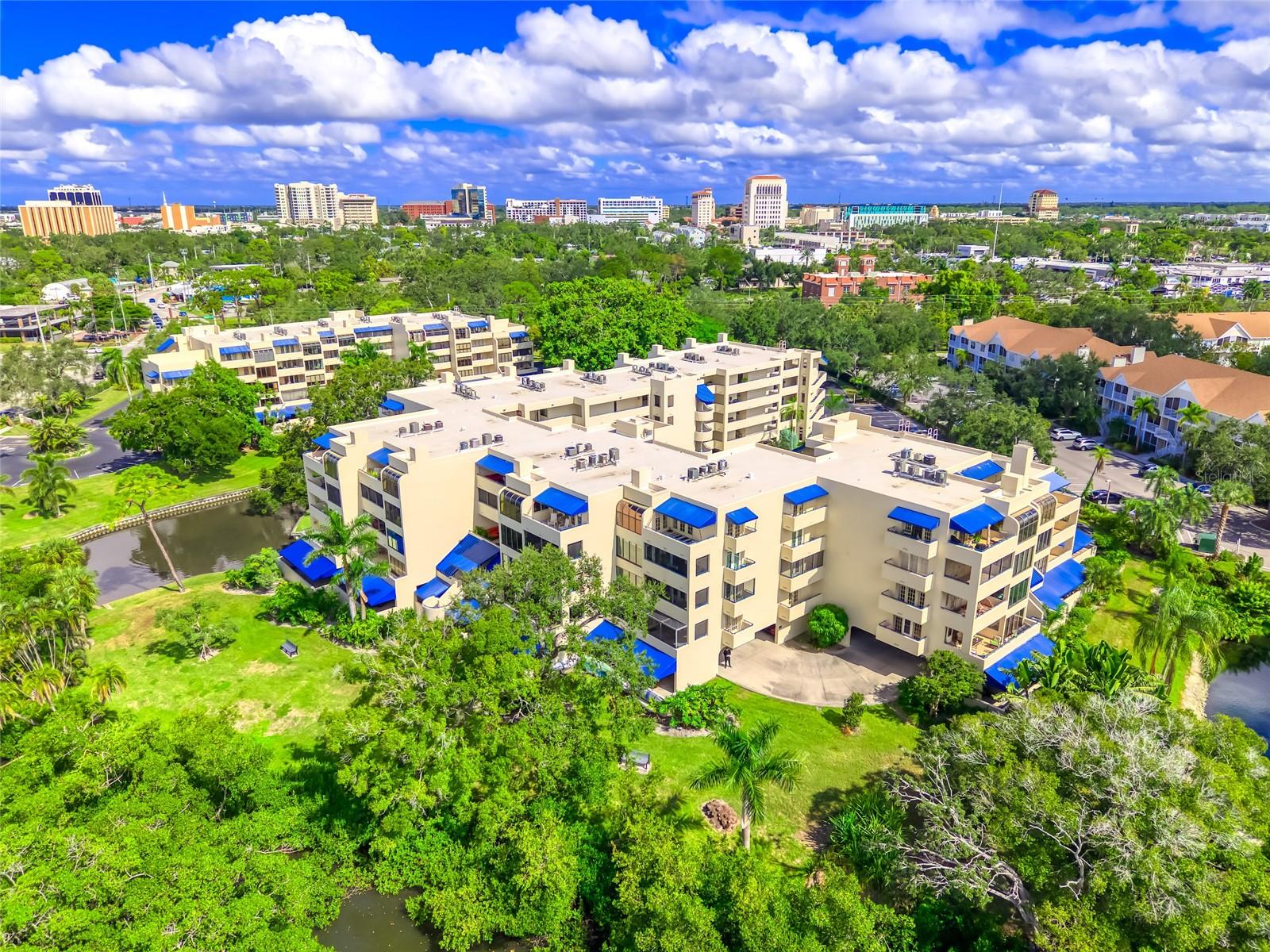 CENTRAL PARK - Residential