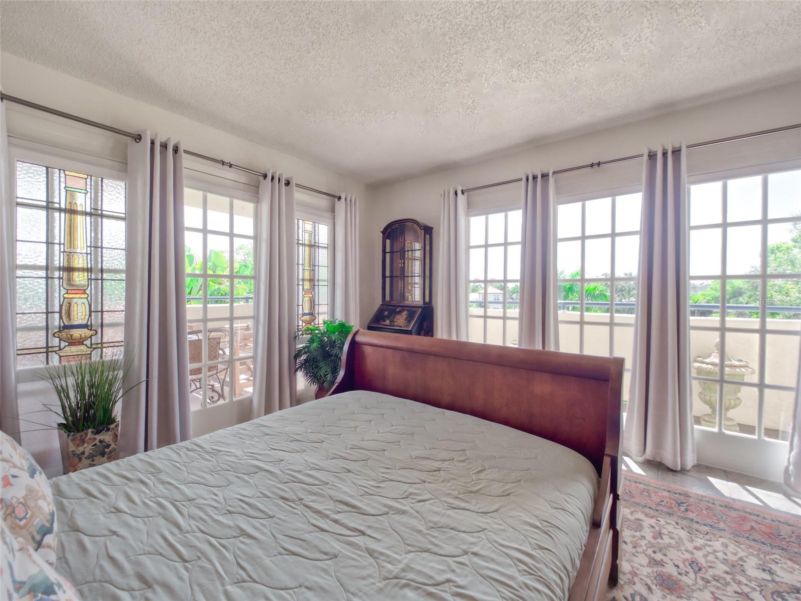 CENTRAL PARK - Residential