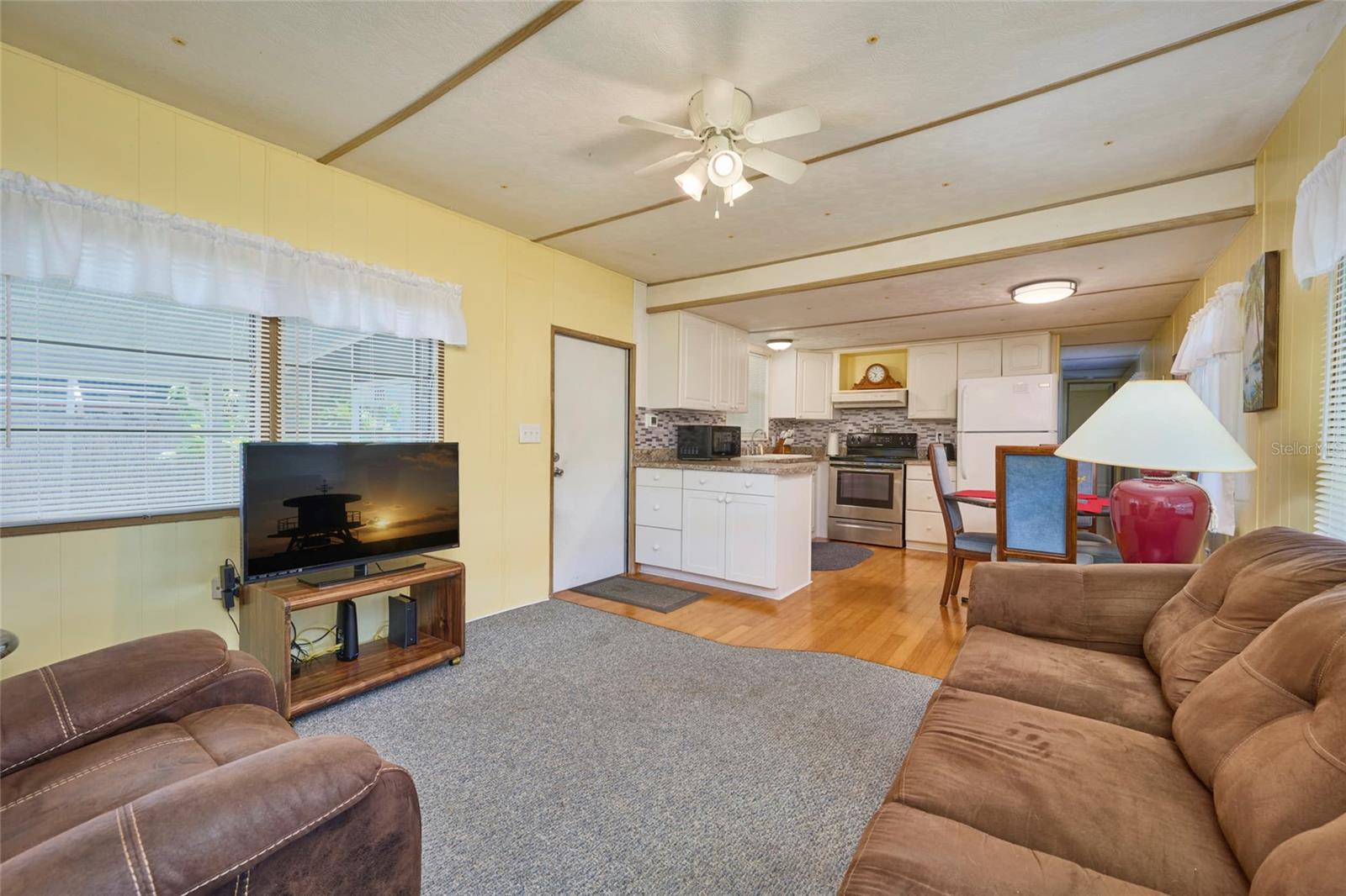 SKYVIEW MOBILE HOME ESTS UN 11 - Residential