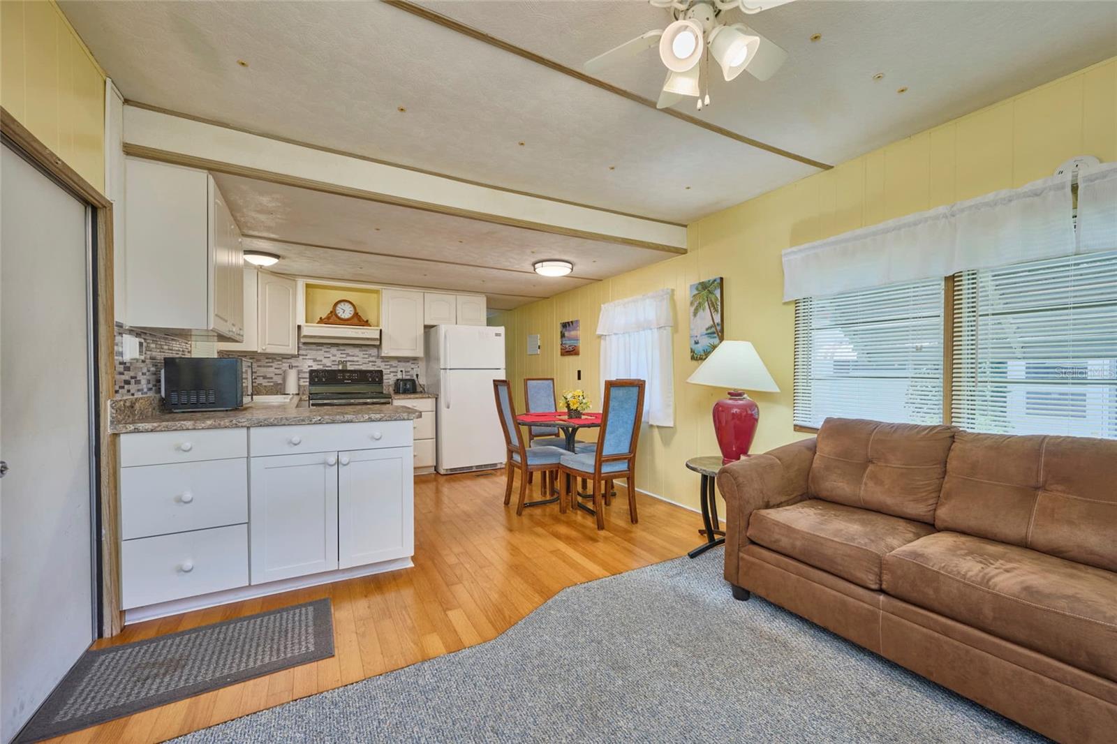 SKYVIEW MOBILE HOME ESTS UN 11 - Residential