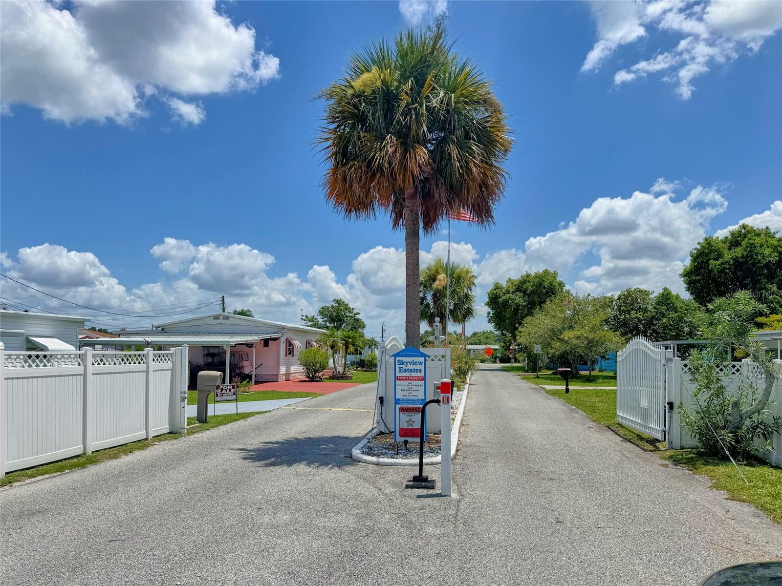 SKYVIEW MOBILE HOME ESTS UN 11 - Residential