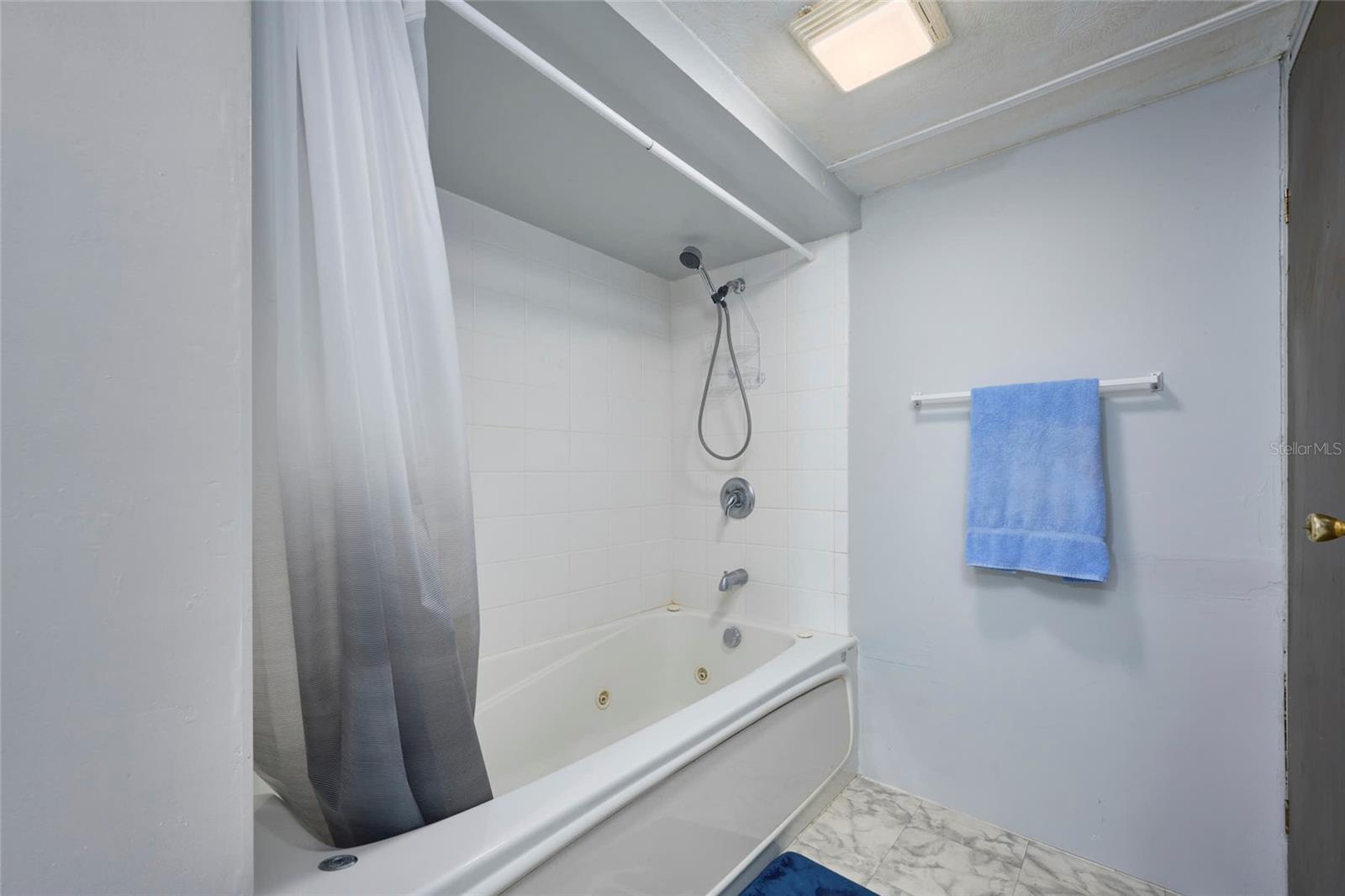 SKYVIEW MOBILE HOME ESTS UN 11 - Residential