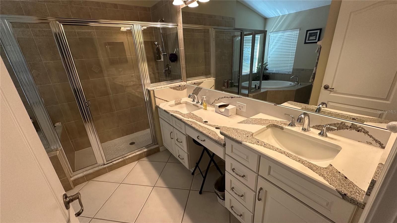 HERNANDO OAKS PH 2 - Residential