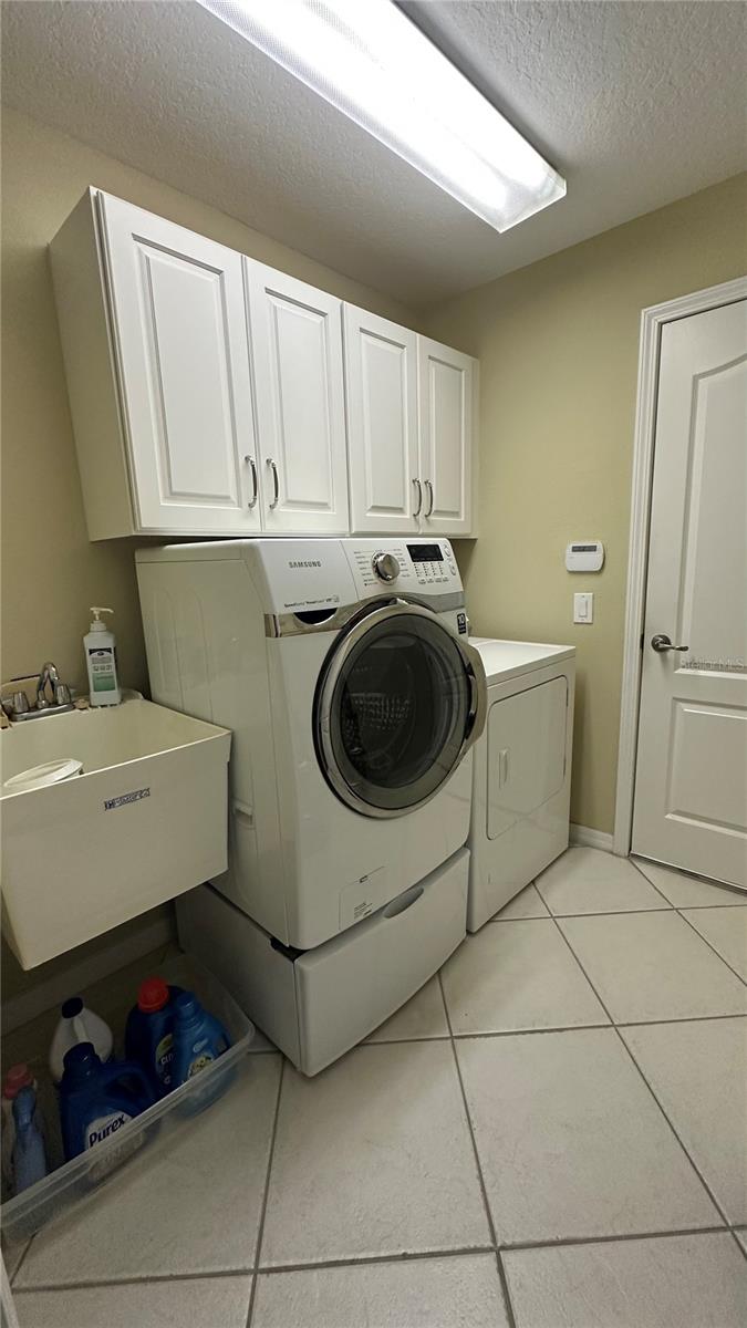 HERNANDO OAKS PH 2 - Residential