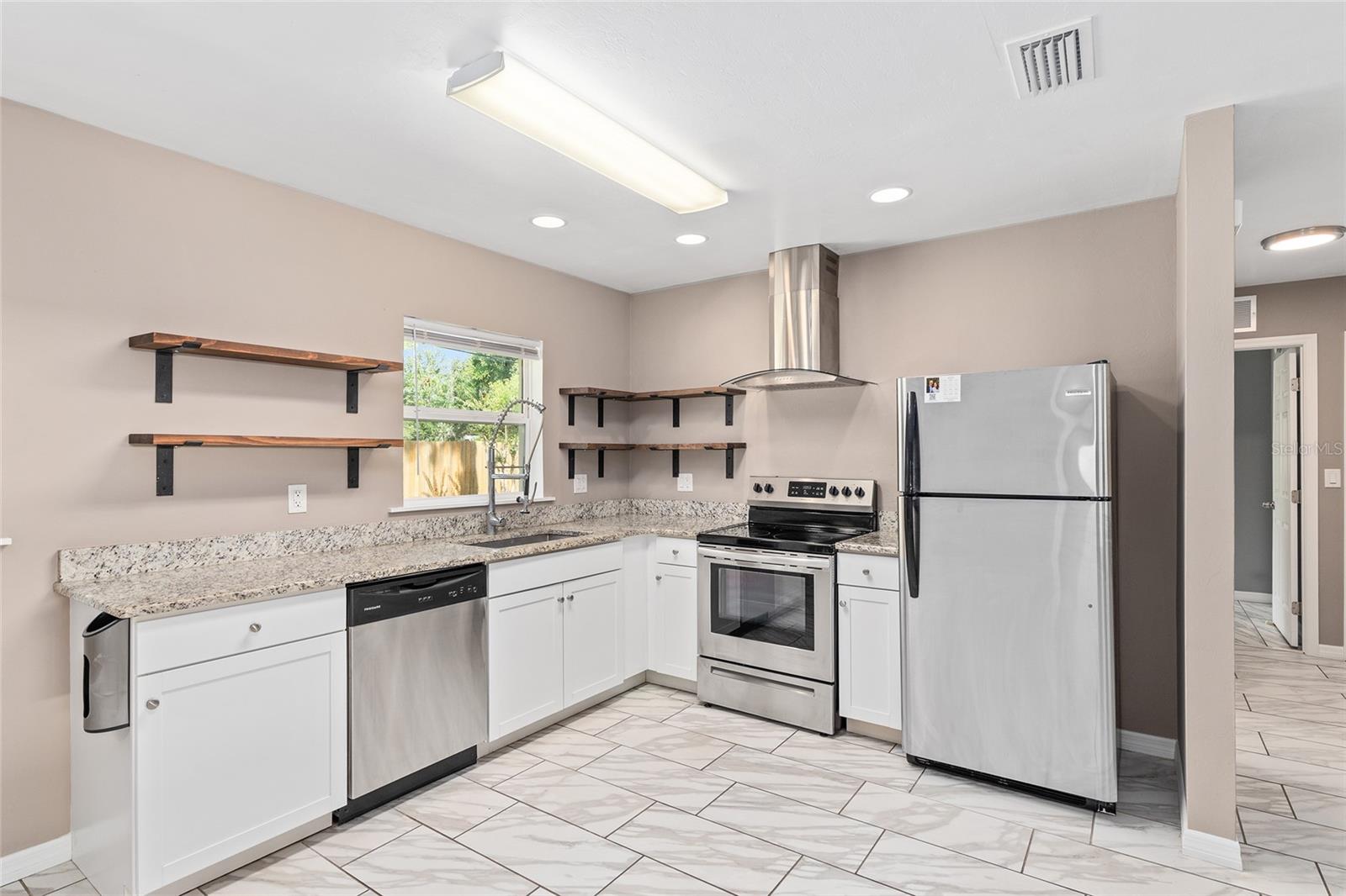 3904 NW 20TH TERRACE