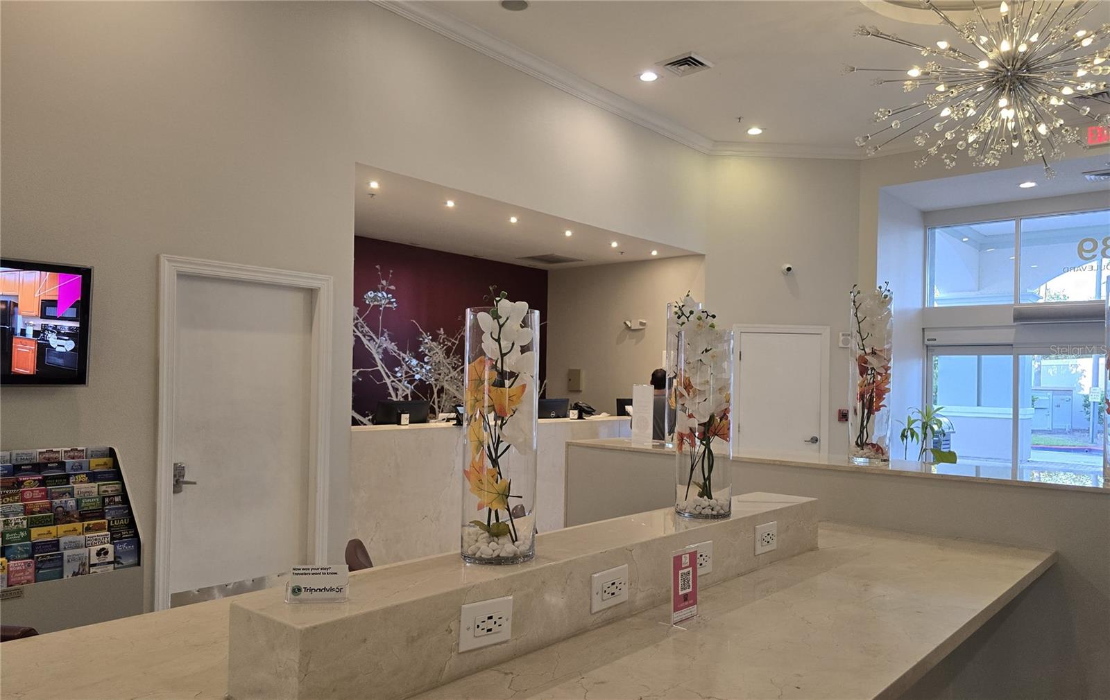 7395 UNIVERSAL BOULEVARD 302