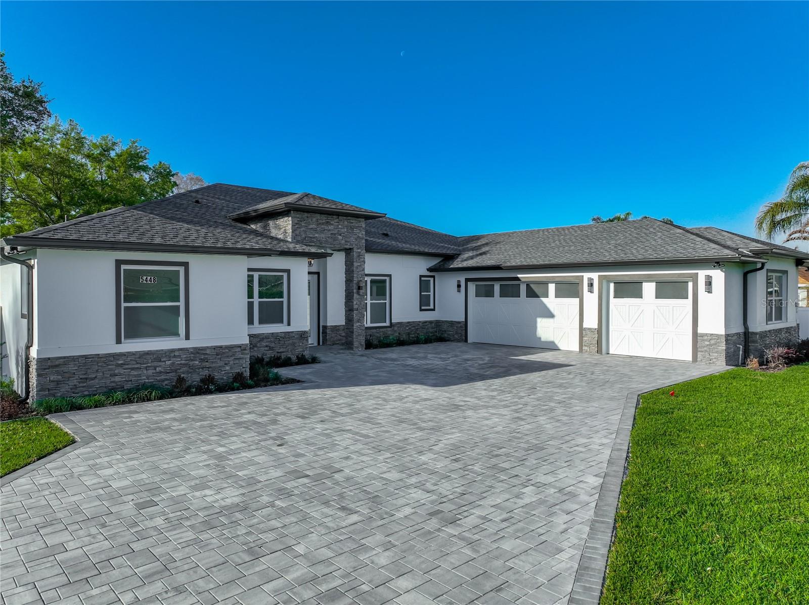 CONWAY POINTE - Residential