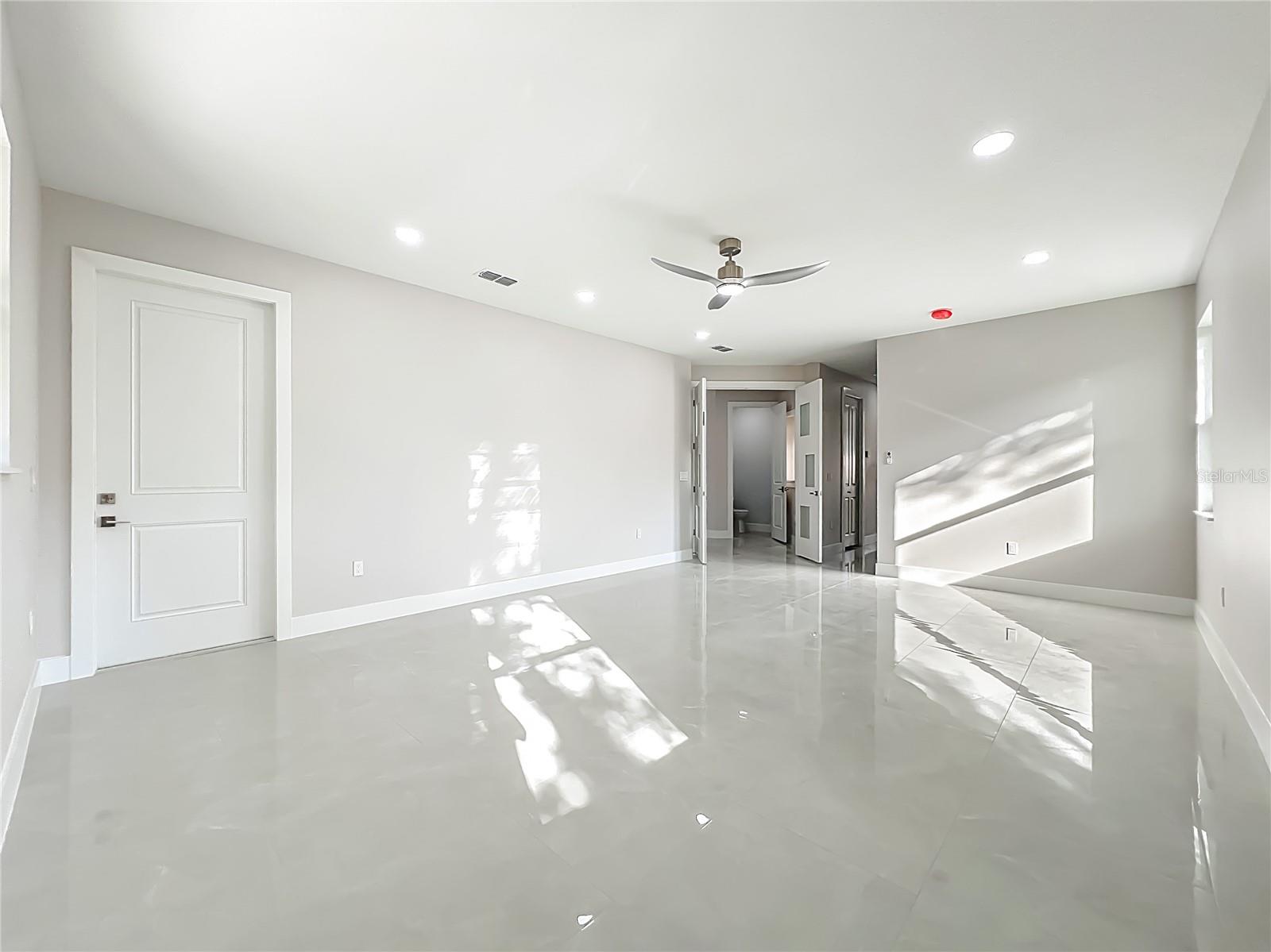 CONWAY POINTE - Residential