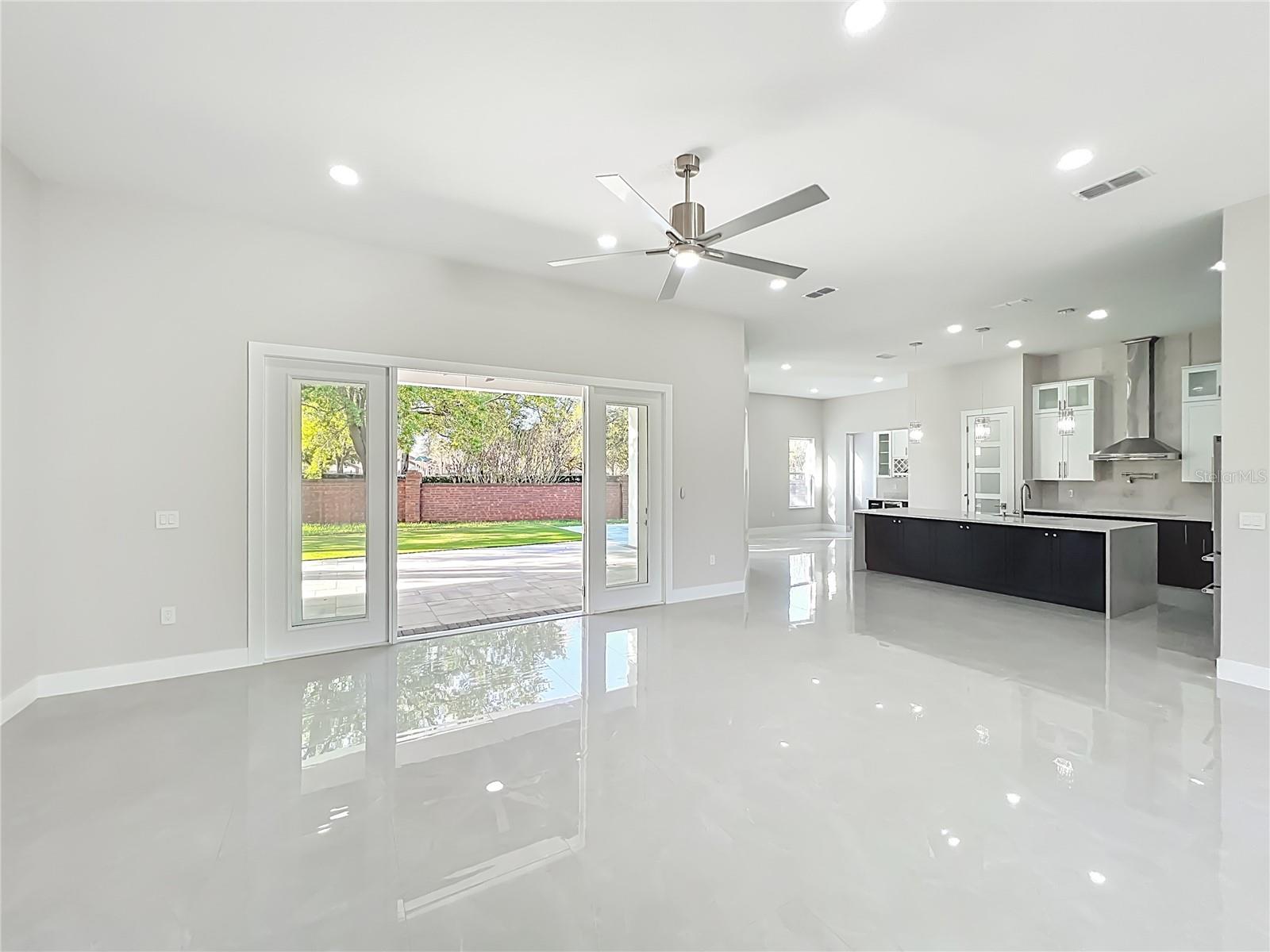 CONWAY POINTE - Residential