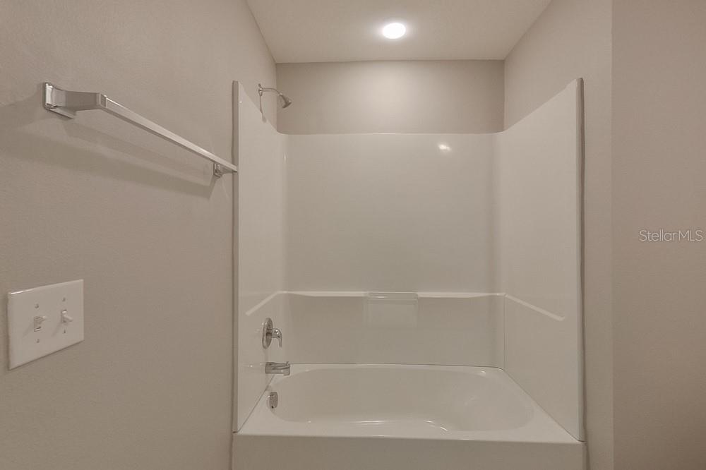 SPRING RIDGE - Residential Lease