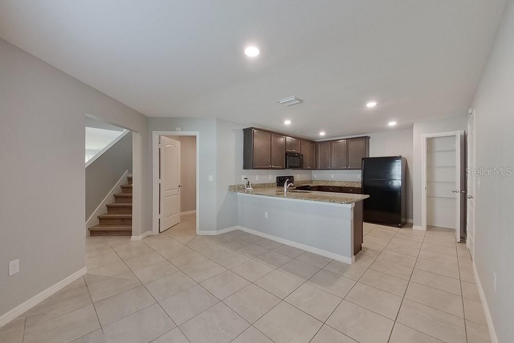 SPRING RIDGE - Residential Lease