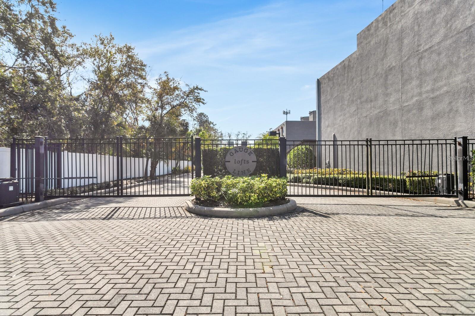 CARROLLWOOD CROSSINGS 2 - Residential Lease