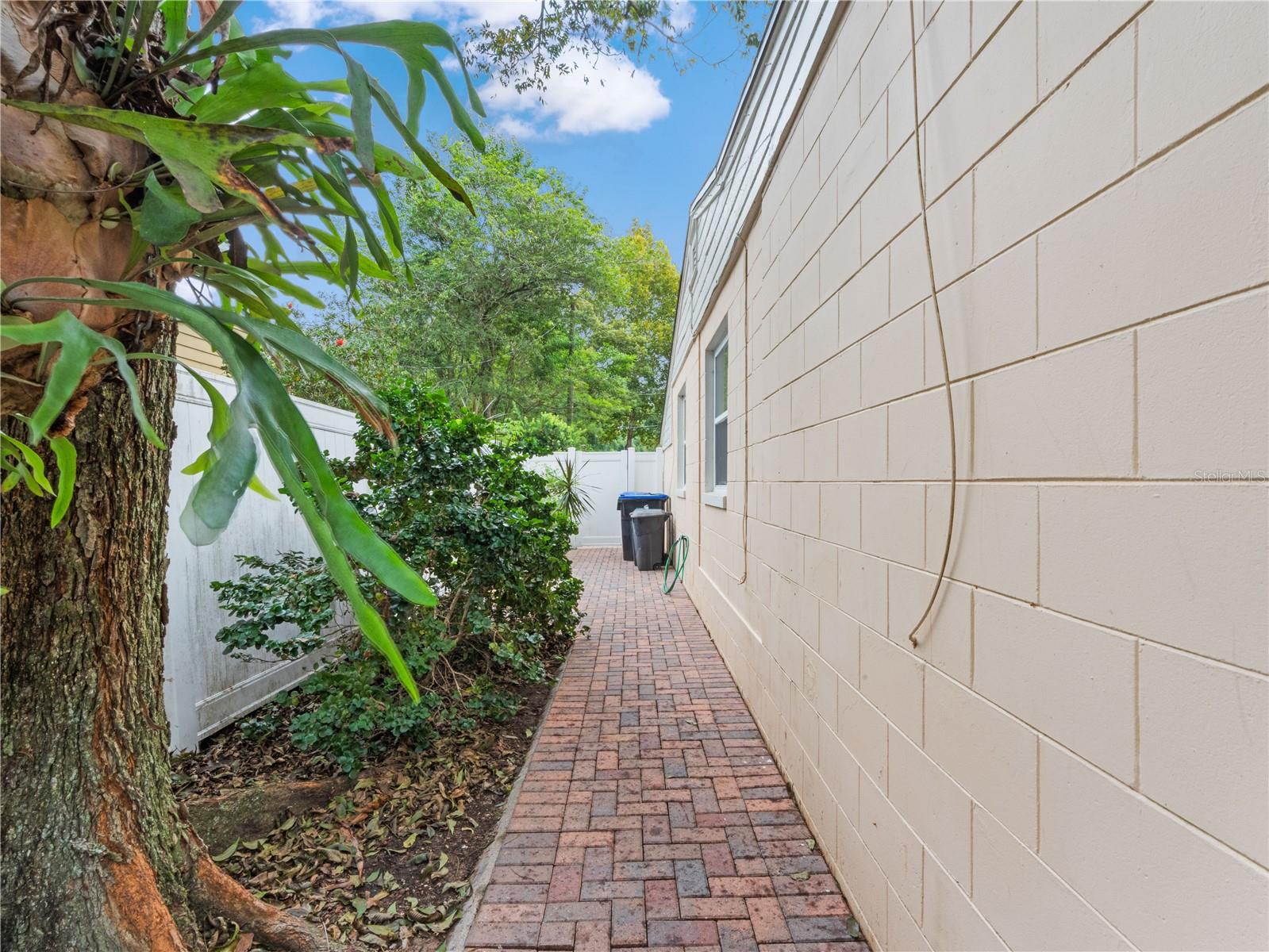 CRESTWOOD ESTATES - Residential