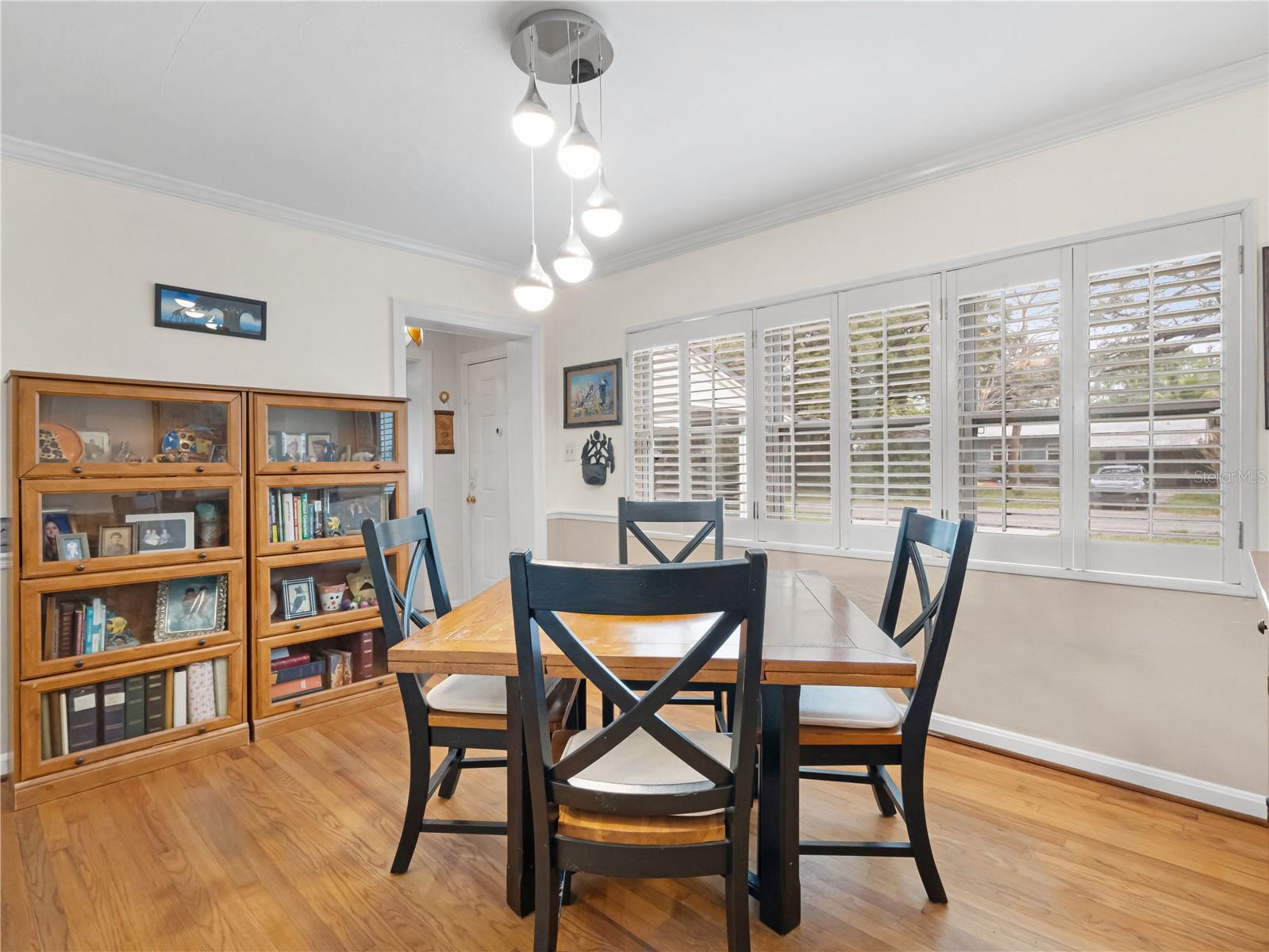CRESTWOOD ESTATES - Residential