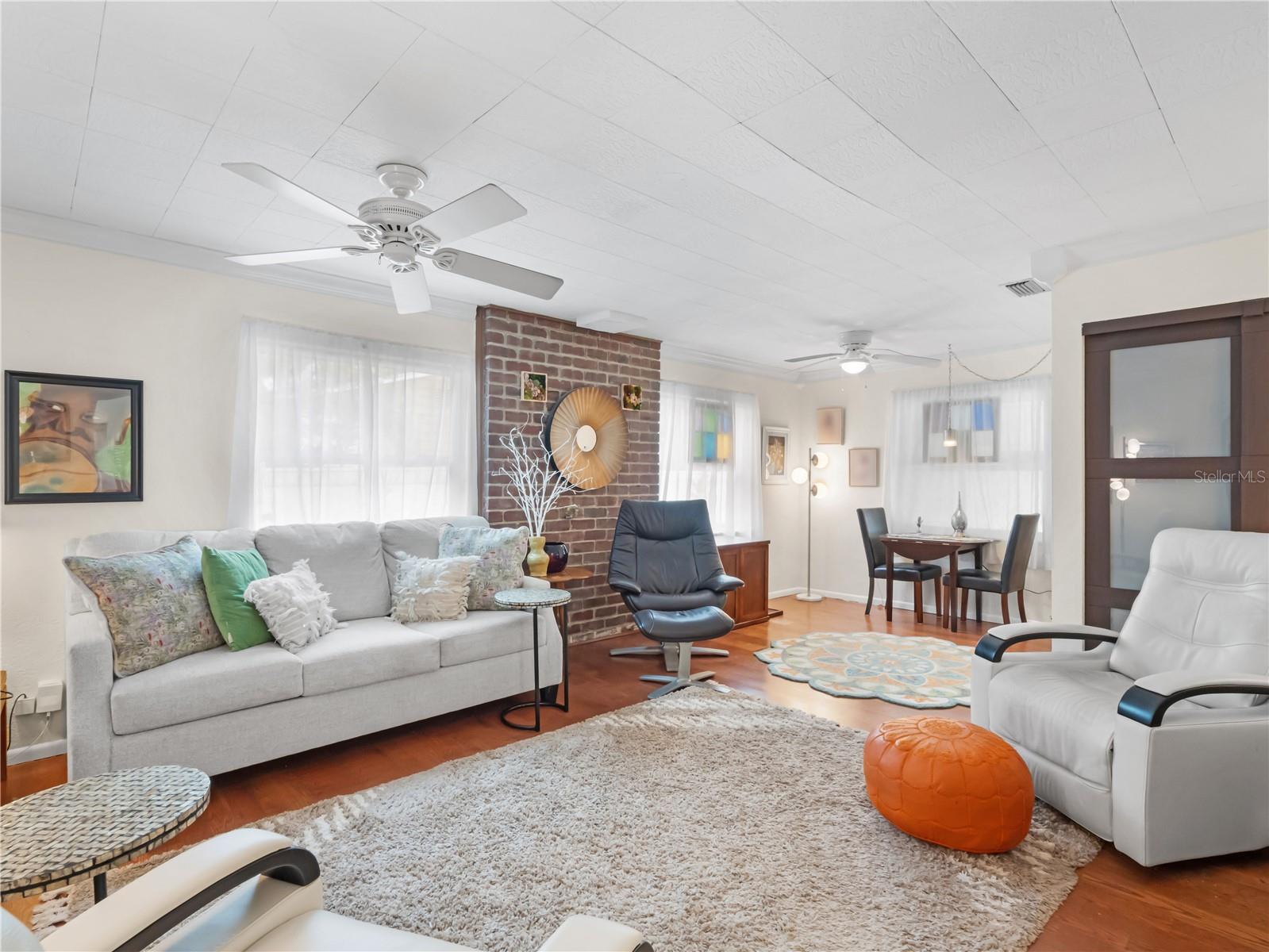 CRESTWOOD ESTATES - Residential