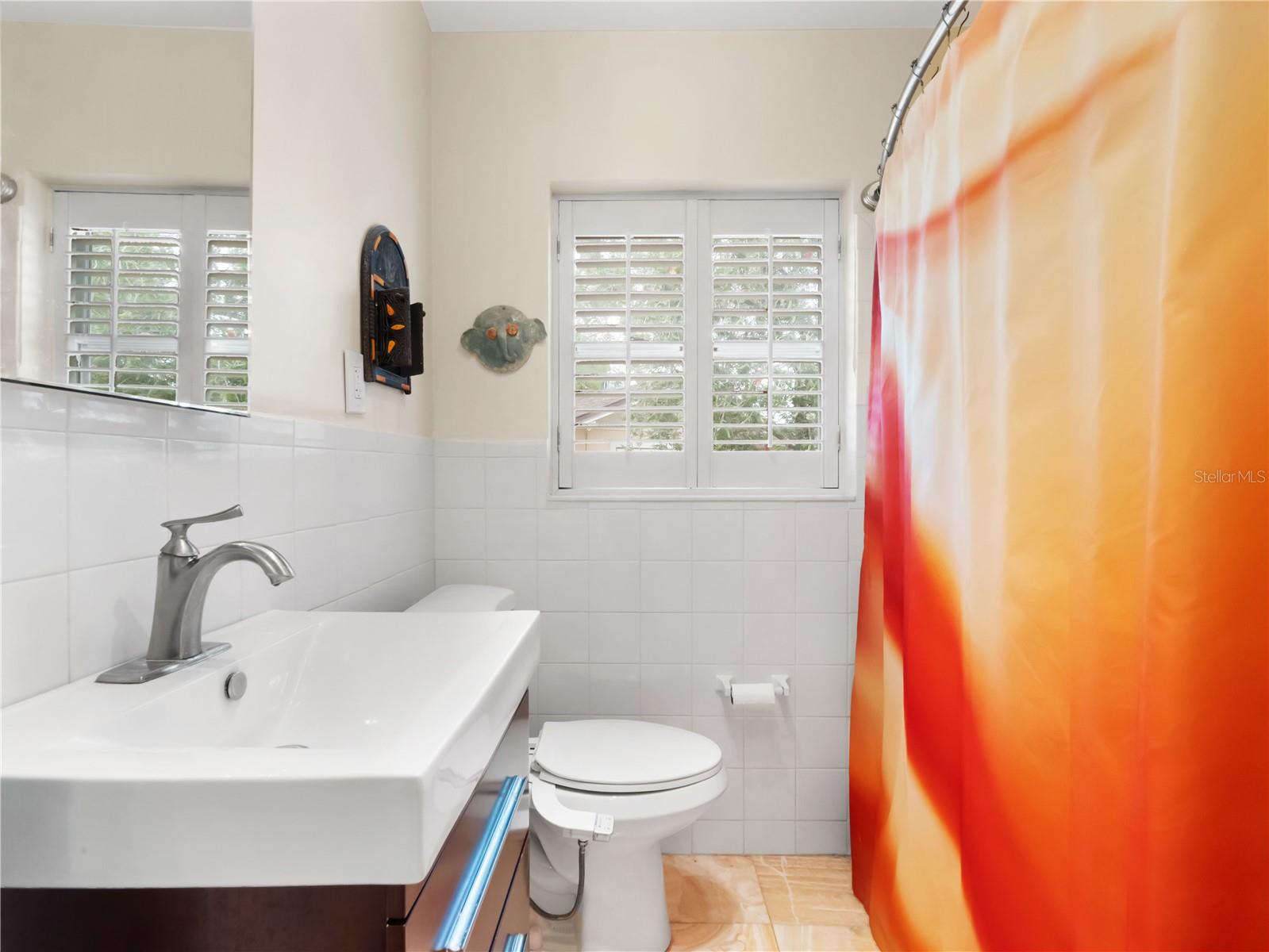 CRESTWOOD ESTATES - Residential