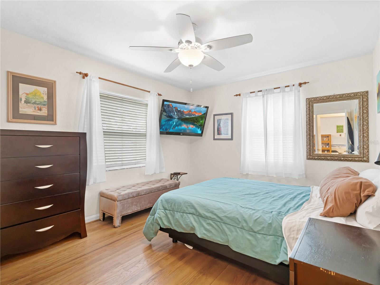 CRESTWOOD ESTATES - Residential