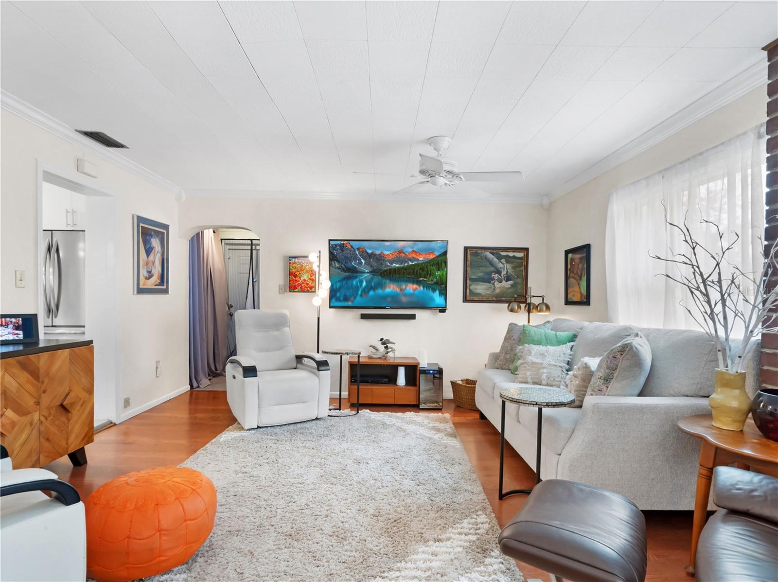 CRESTWOOD ESTATES - Residential
