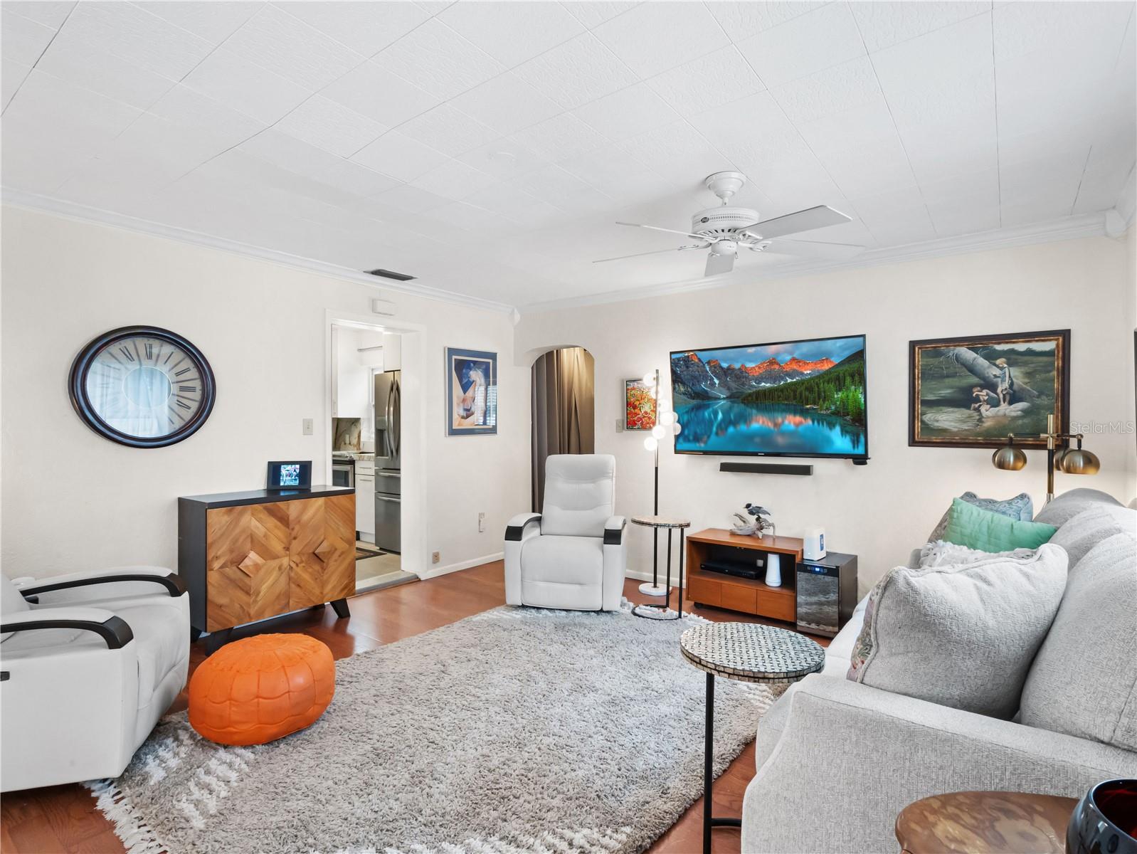 CRESTWOOD ESTATES - Residential