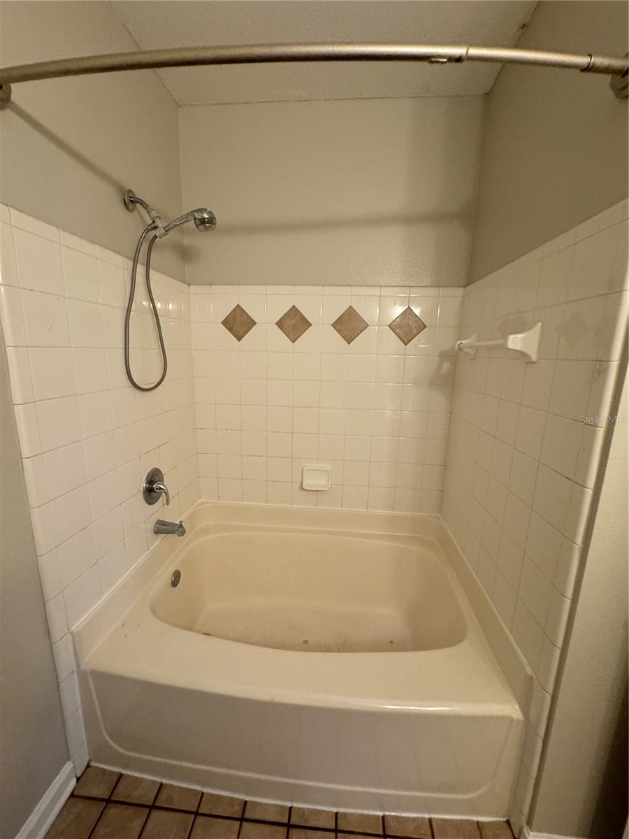 GRAND KEY A CONDO - Residential Lease