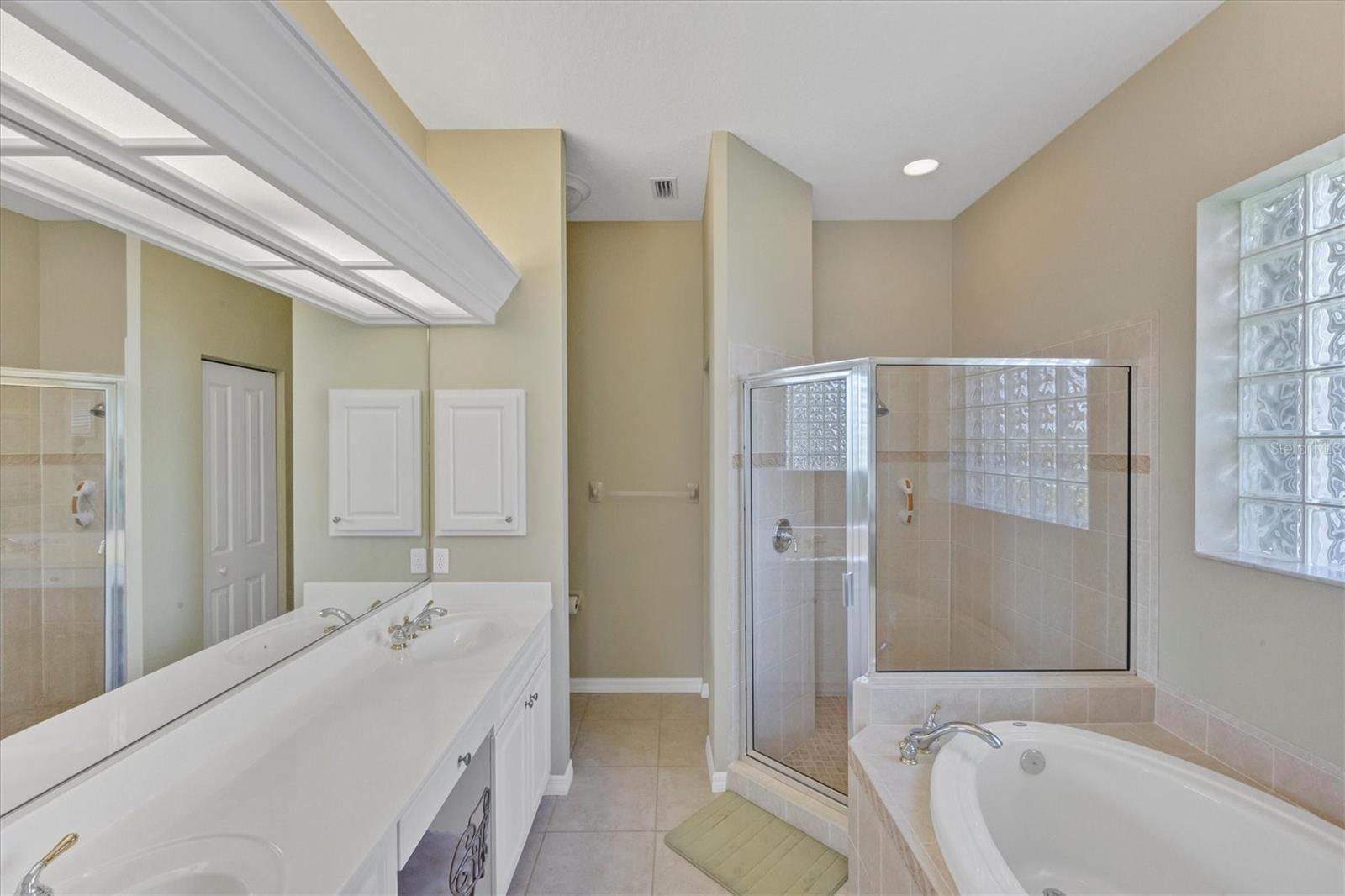 SAWGRASS - Residential