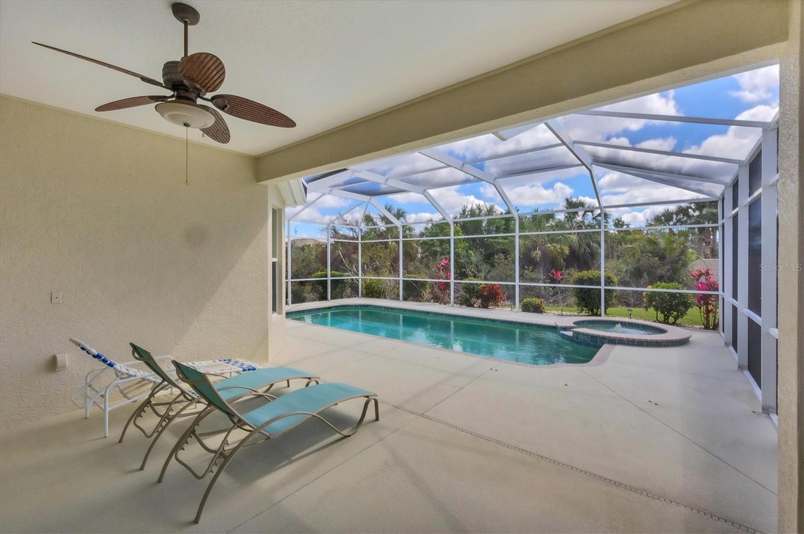 SAWGRASS - Residential