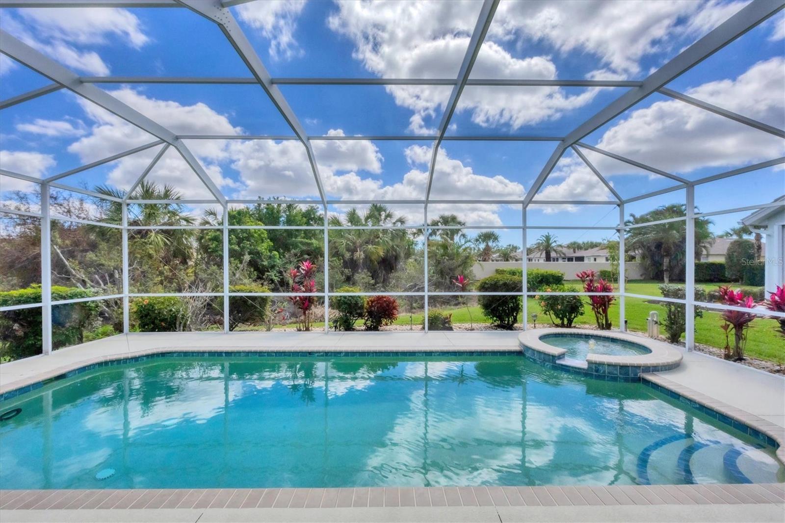 SAWGRASS - Residential