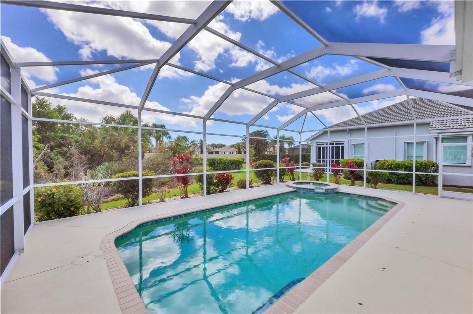 SAWGRASS - Residential