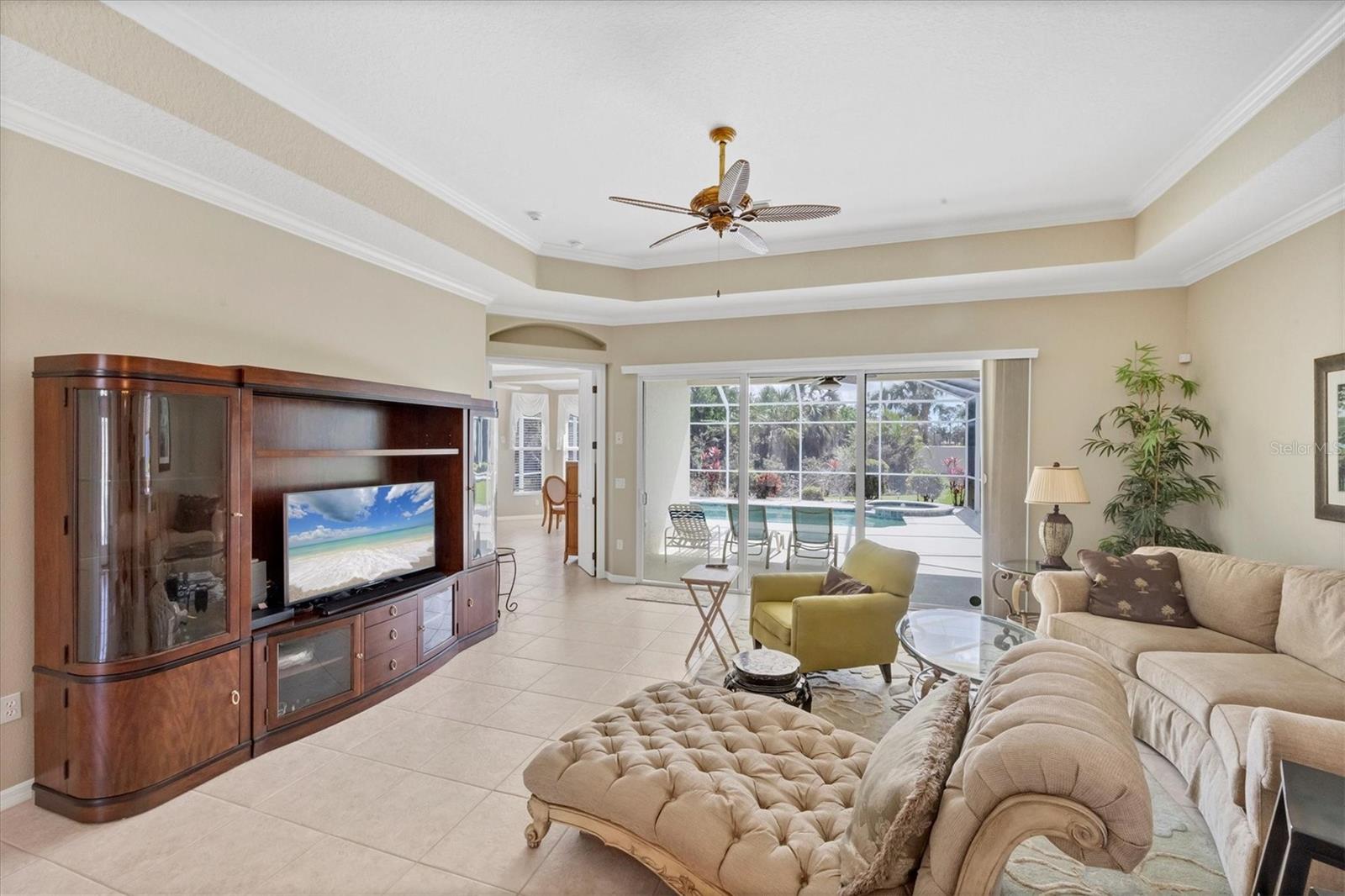 SAWGRASS - Residential