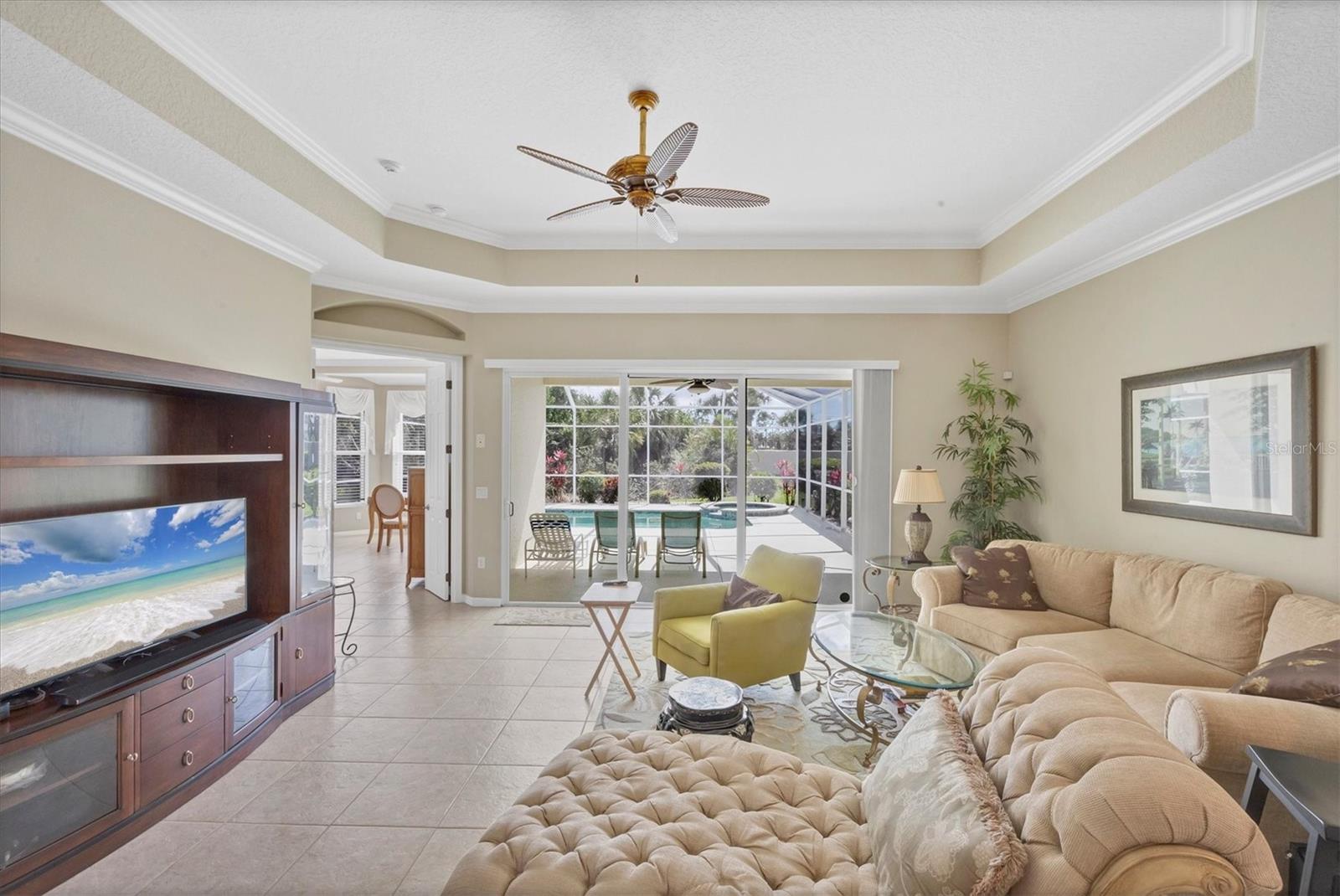 SAWGRASS - Residential