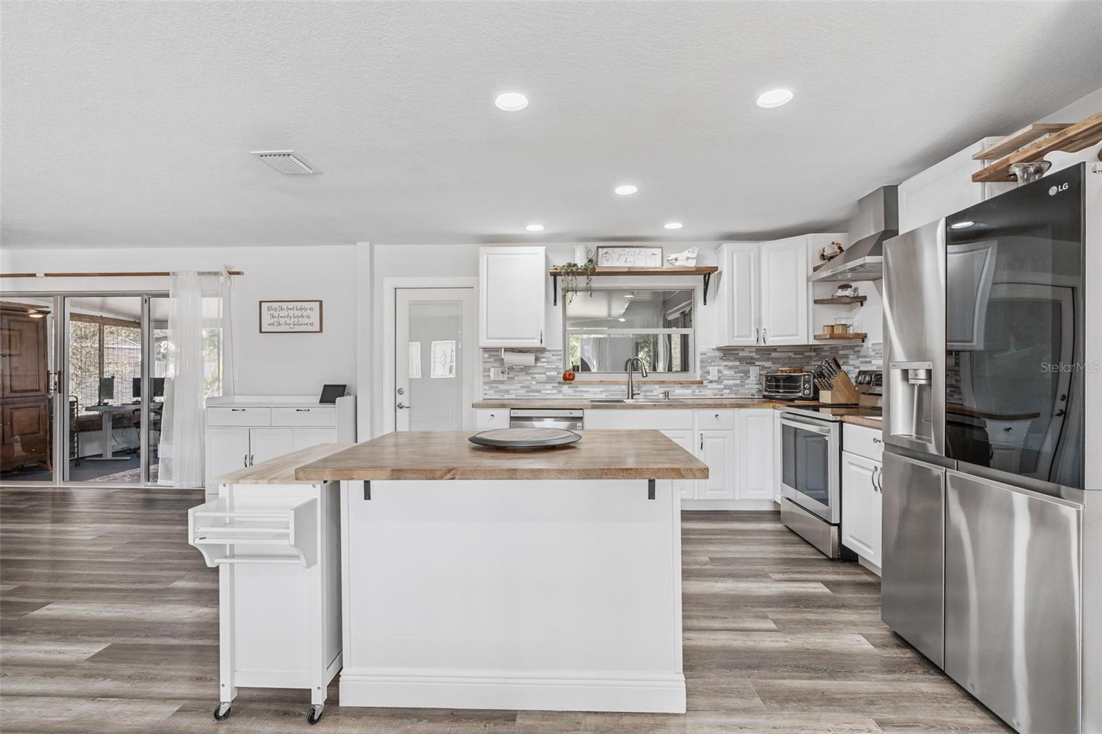 SPRING OAKS UNIT 5 - Residential