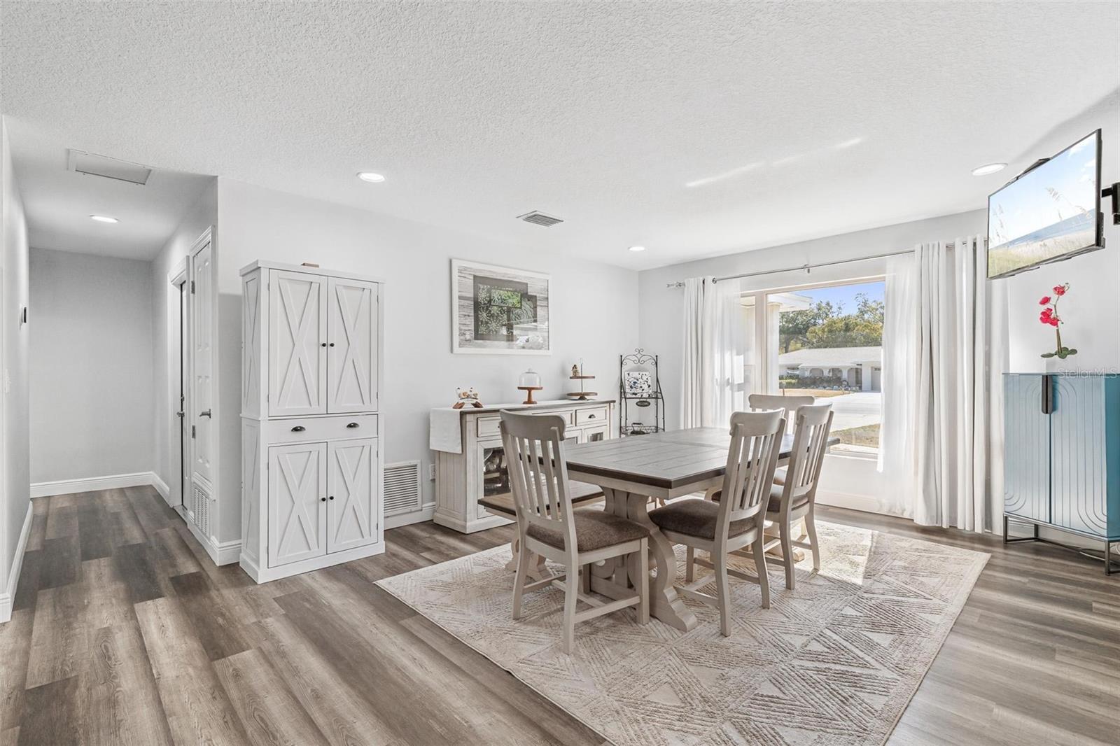 SPRING OAKS UNIT 5 - Residential