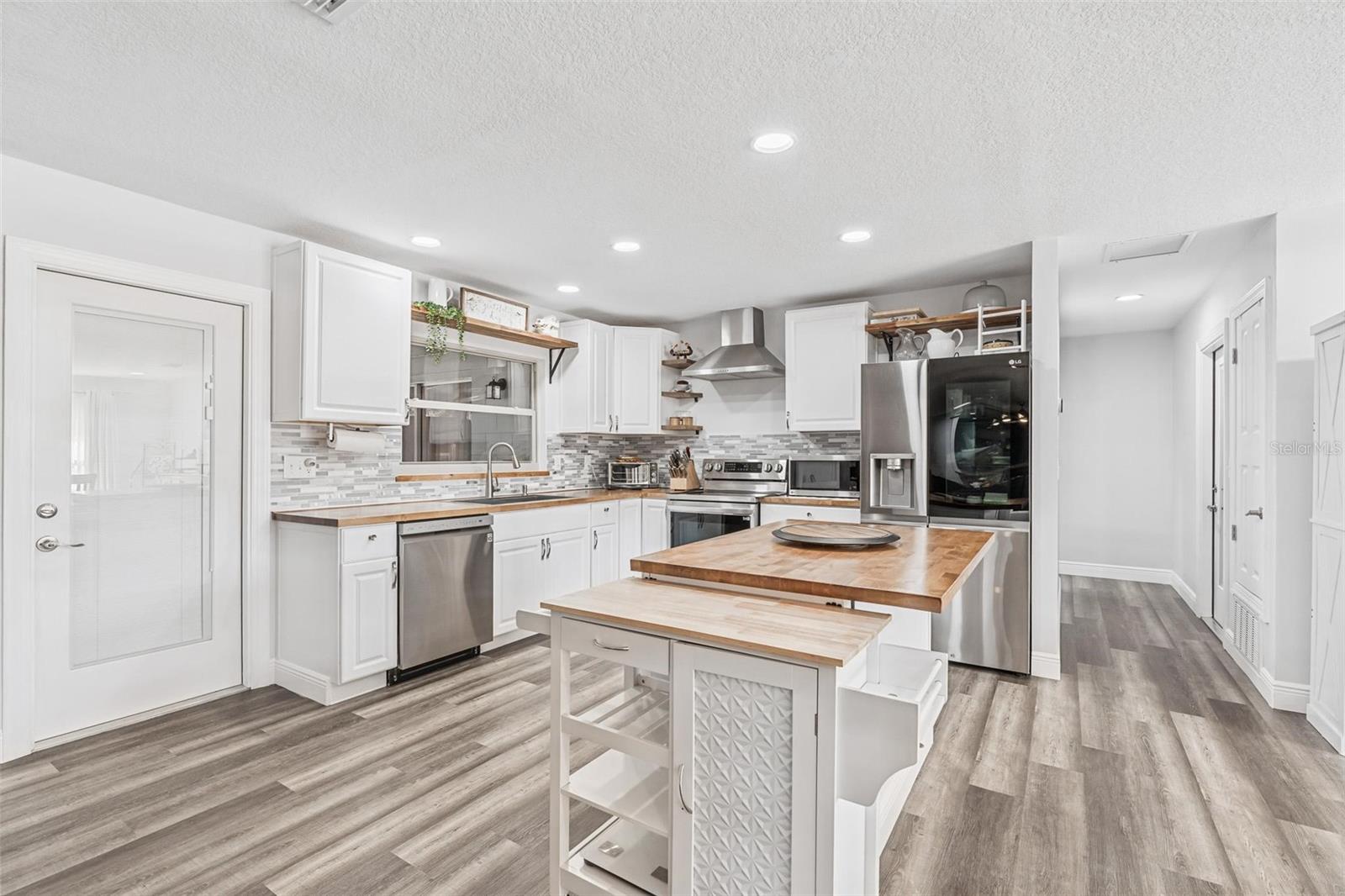 SPRING OAKS UNIT 5 - Residential