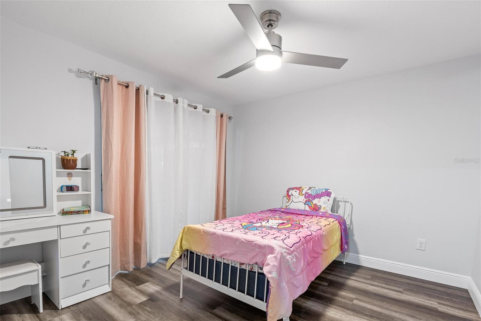 SPRING OAKS UNIT 5 - Residential