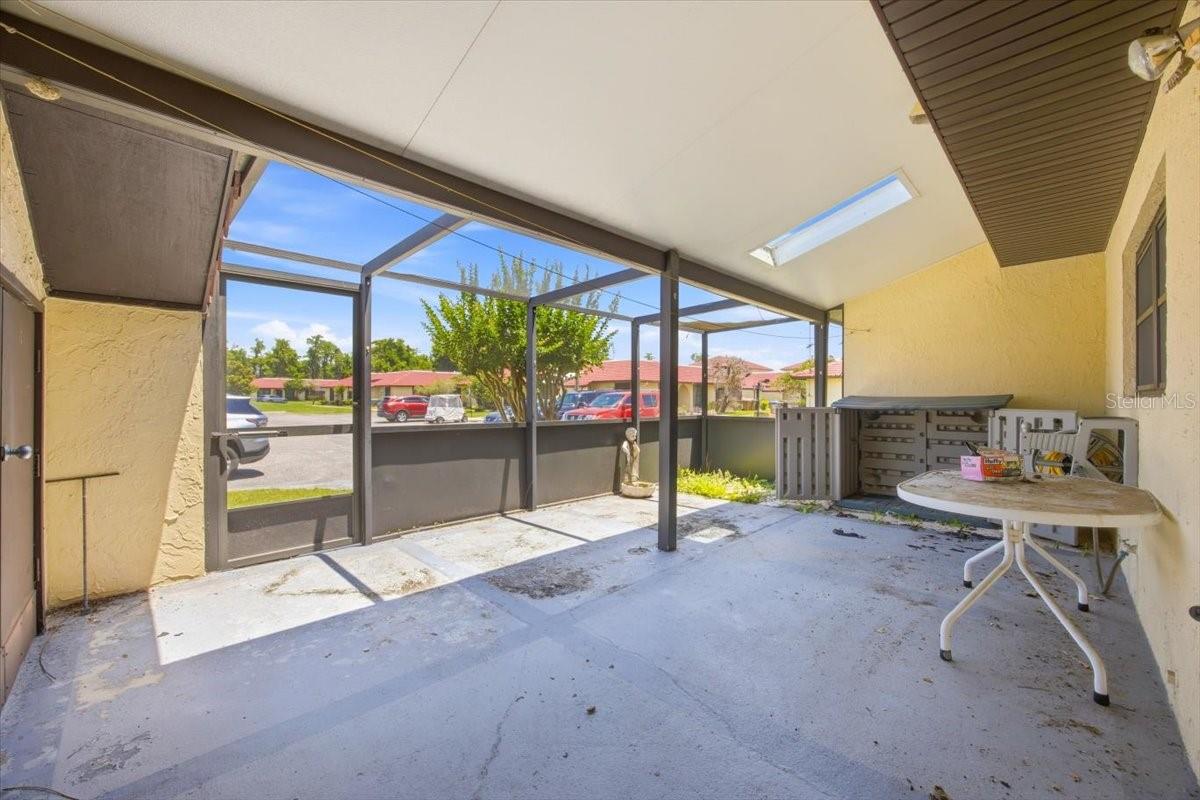 535 HUNTER CIRCLE 535