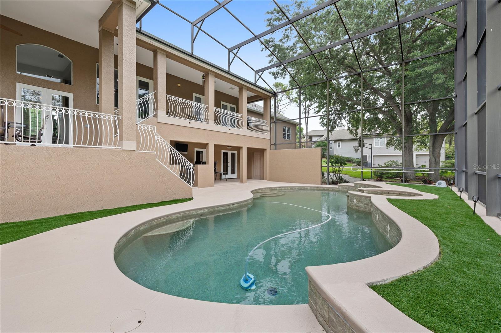 TOREY PINES - Residential