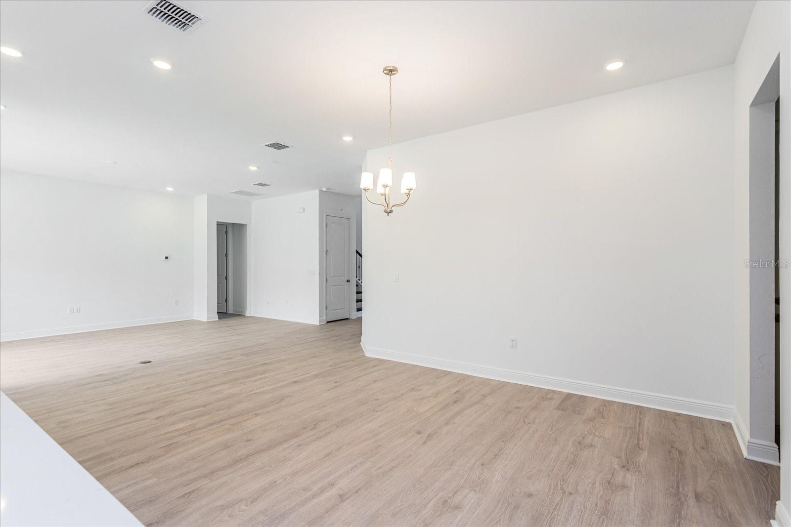PALMS AT WINDERMERE - Residential