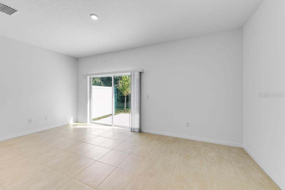 VINTERRA TOWNHOMES - Residential